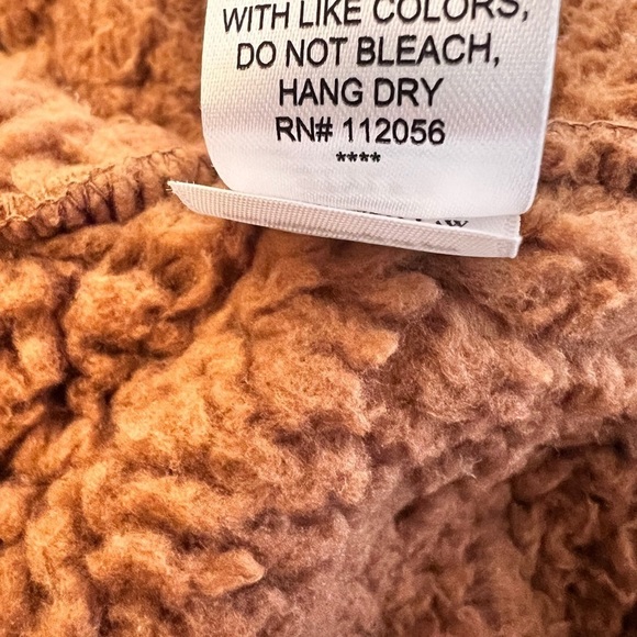 Women’s Sherpa Pullover | Medium | Burnt Orange - Picture 3 of 4